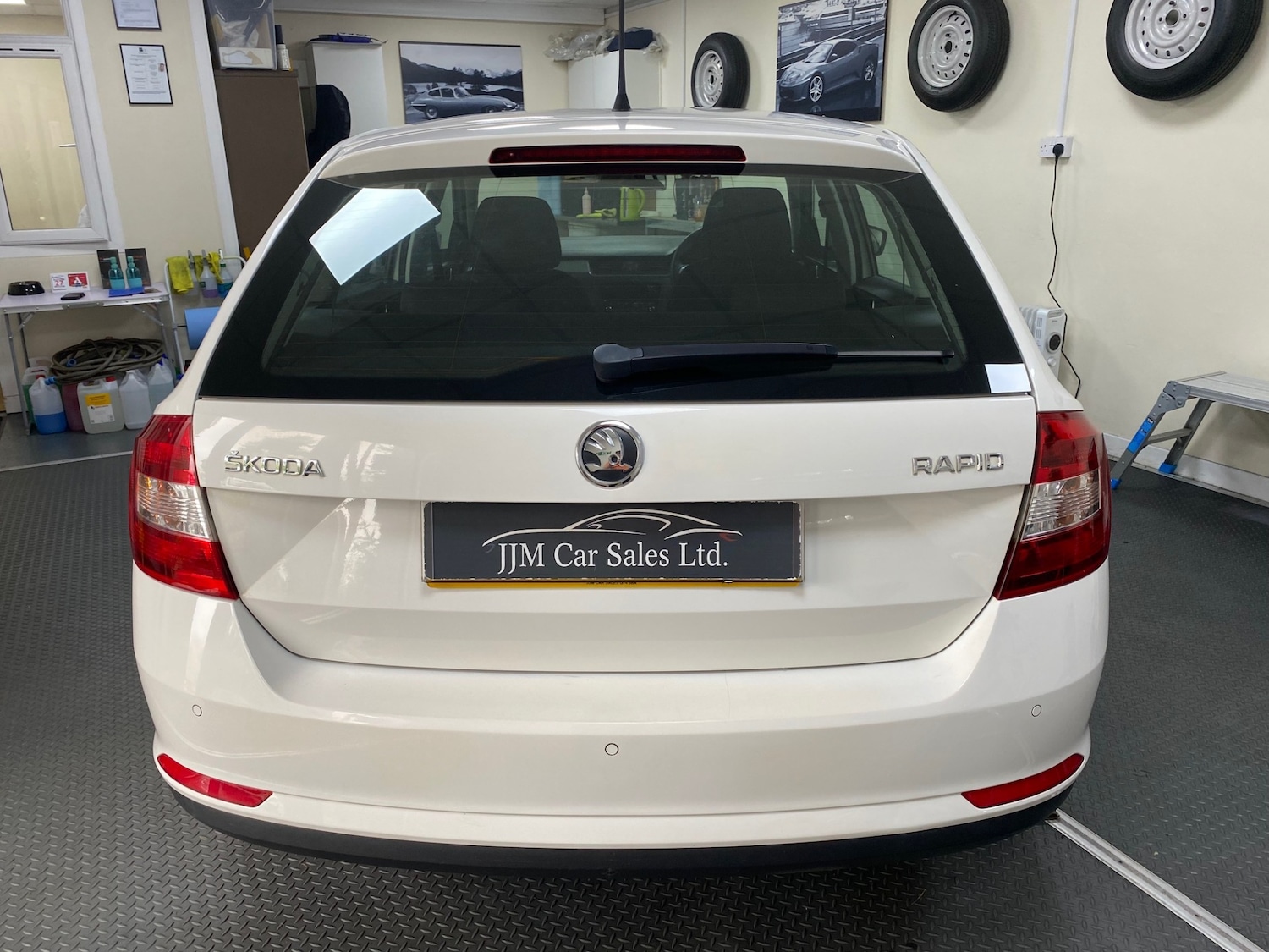 Vehicle 6
