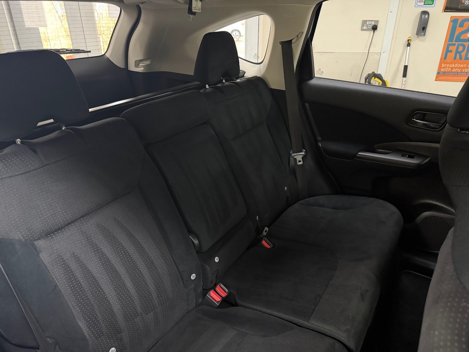 Used Honda CR-V 2015 for sale - 77210288: Photo 17