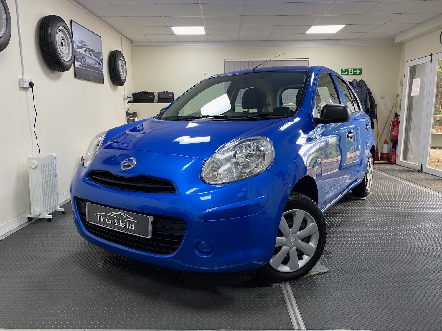 Vehicle 1