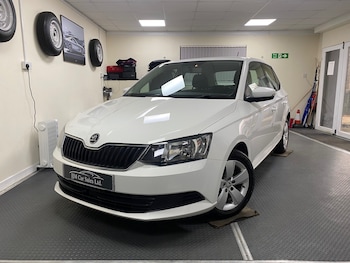 Used Skoda Fabia 2015 for sale - 77946148: Photo