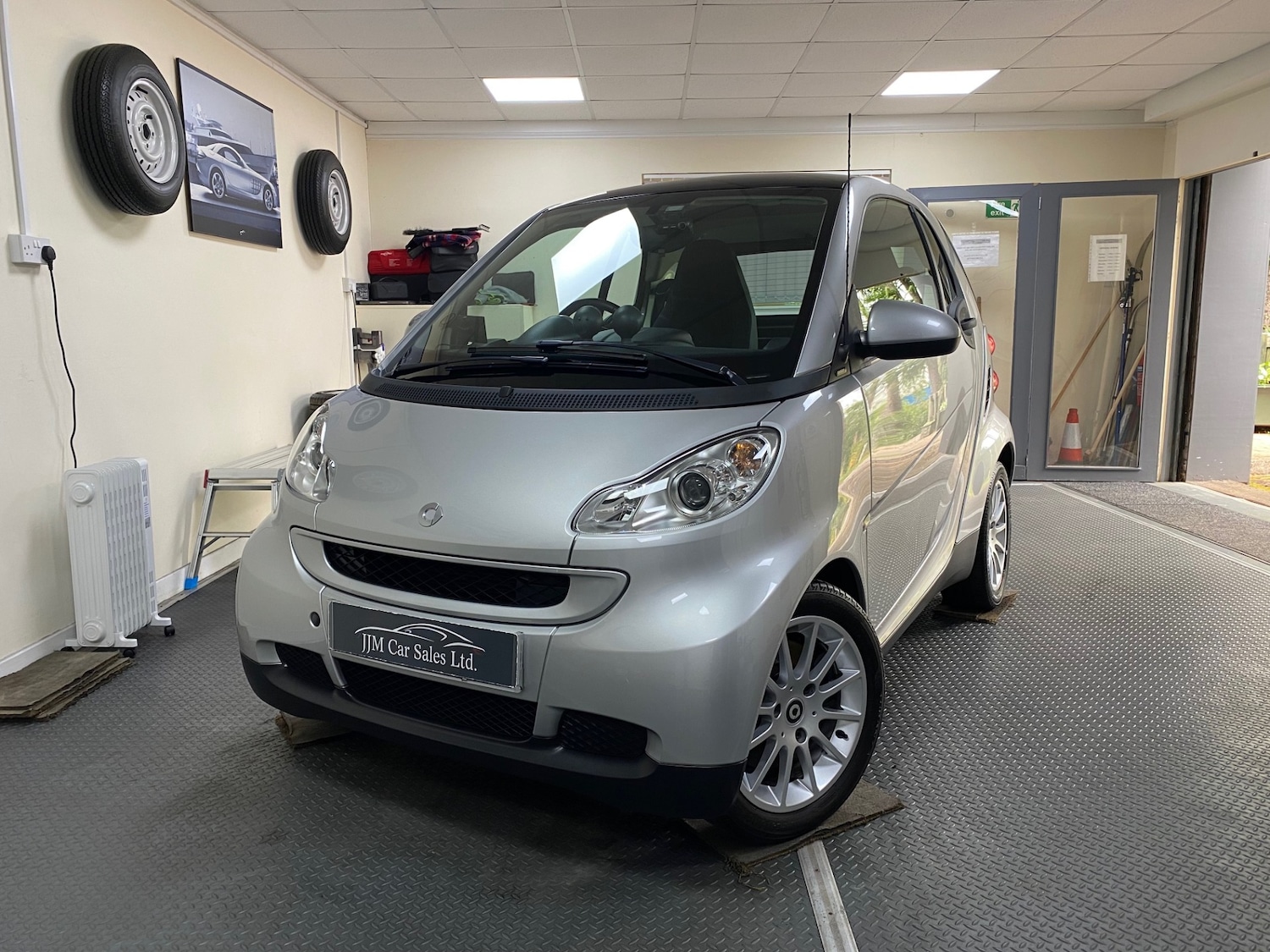 Vehicle 1