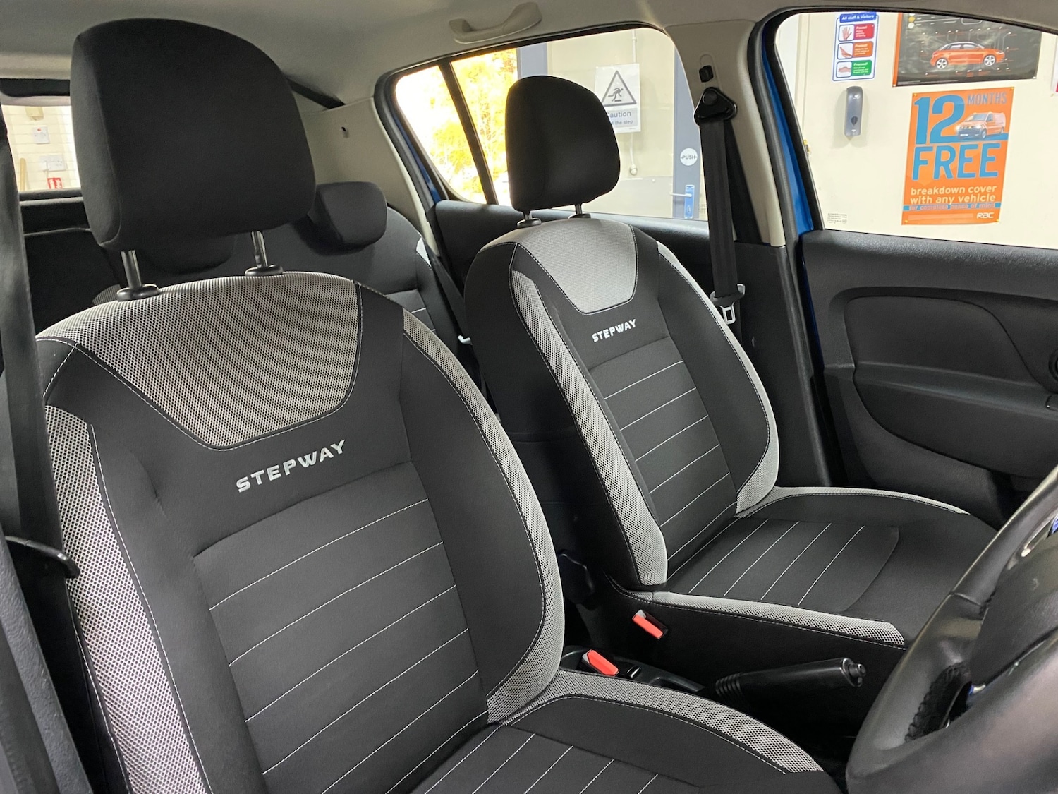 Used Dacia Sandero Stepway 2020 for sale - 77336095: Photo 11