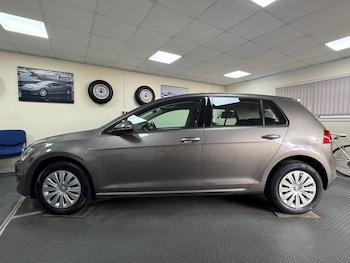 Used Volkswagen Golf 2015 for sale - 78465972: Photo