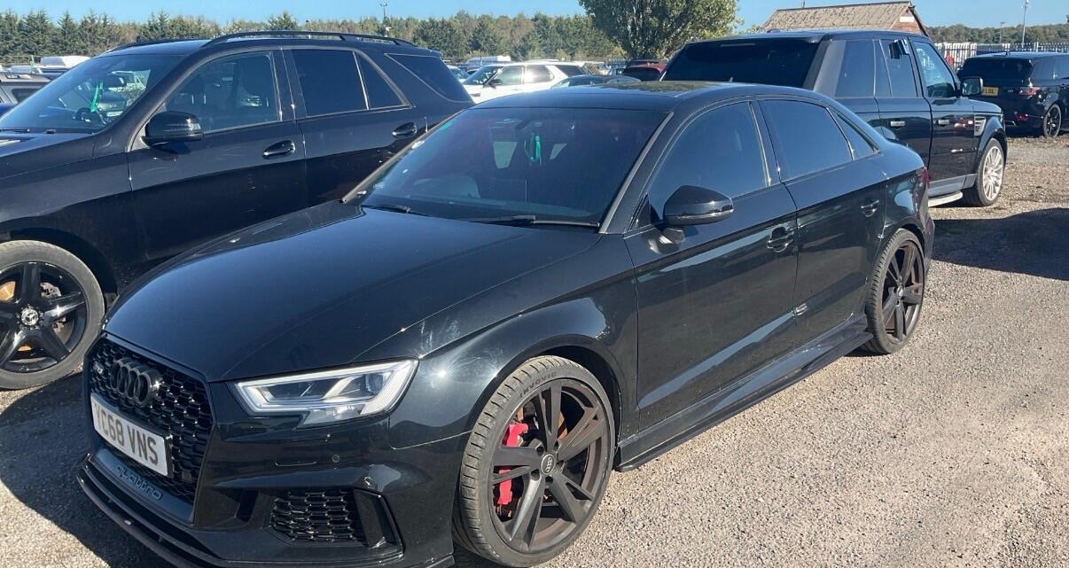 Used Audi RS3 2018 for sale - 76549438: Photo 2