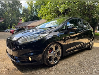 Used Ford Fiesta 2016 for sale - 76550581: Photo