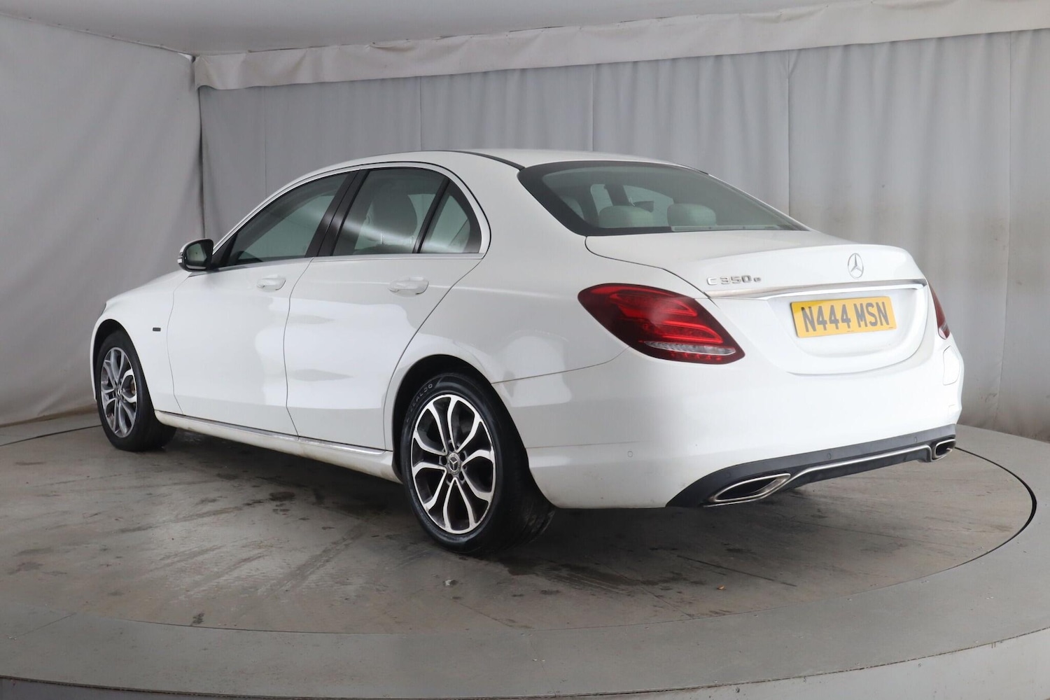 Used Mercedes-Benz C Class 2018 for sale - 76689400: Photo 3