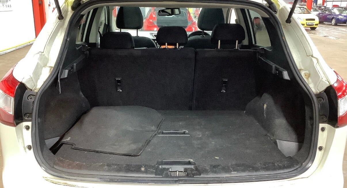 Used Nissan Qashqai 2014 for sale - 76585039: Photo 11