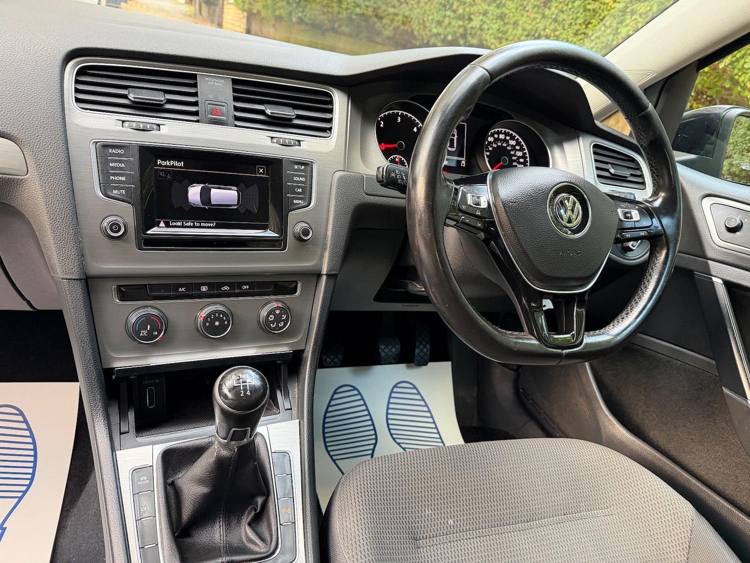 Used Volkswagen Golf for sale - 76550610: Photo 11