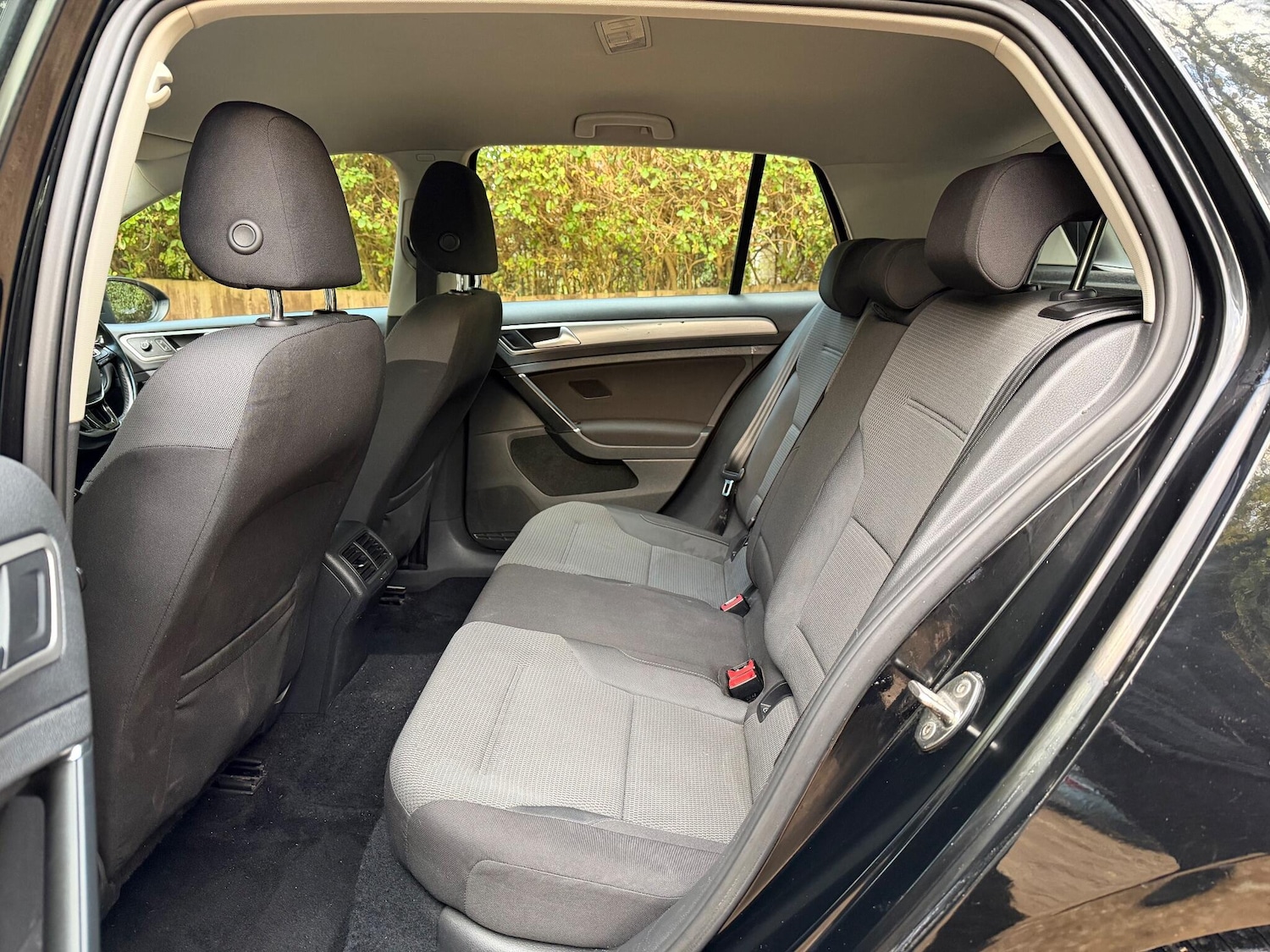 Used Volkswagen Golf for sale - 76550610: Photo 14