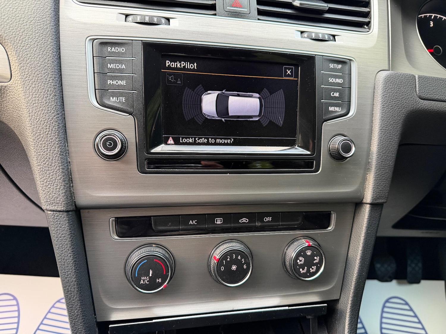 Used Volkswagen Golf for sale - 76550610: Photo 18