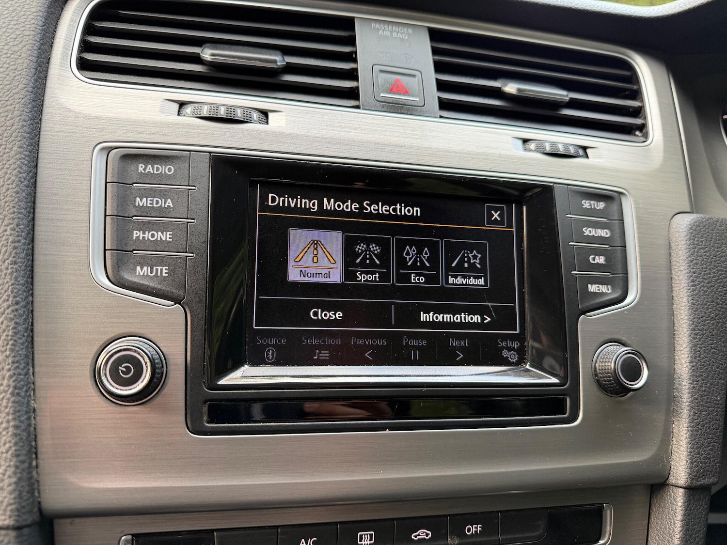 Used Volkswagen Golf for sale - 76550610: Photo 20