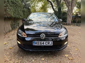 Used Volkswagen Golf 2015 for sale - 76550610: Photo