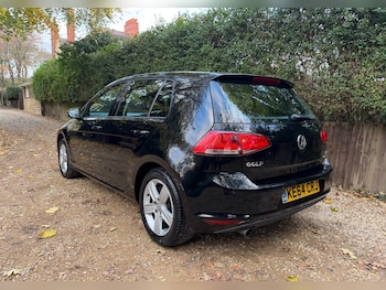 Used Volkswagen Golf 2015 for sale - 76550610: Photo
