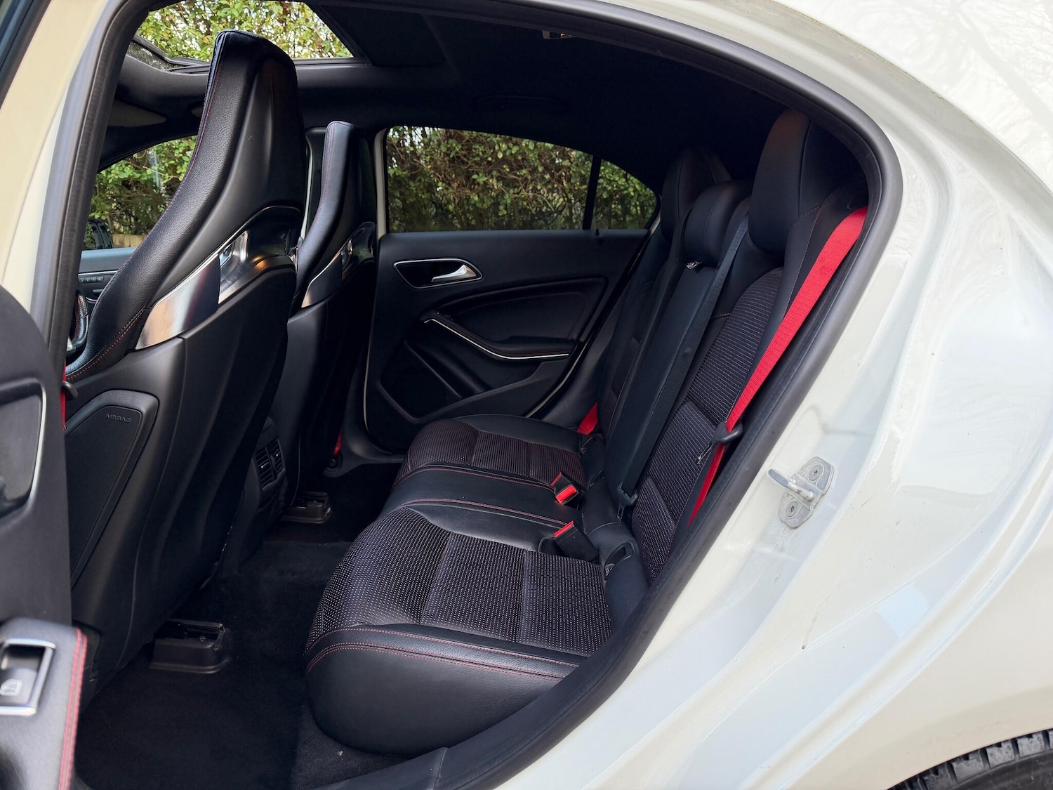 Used Mercedes-Benz A-Class 2015 for sale - 76855905: Photo 15