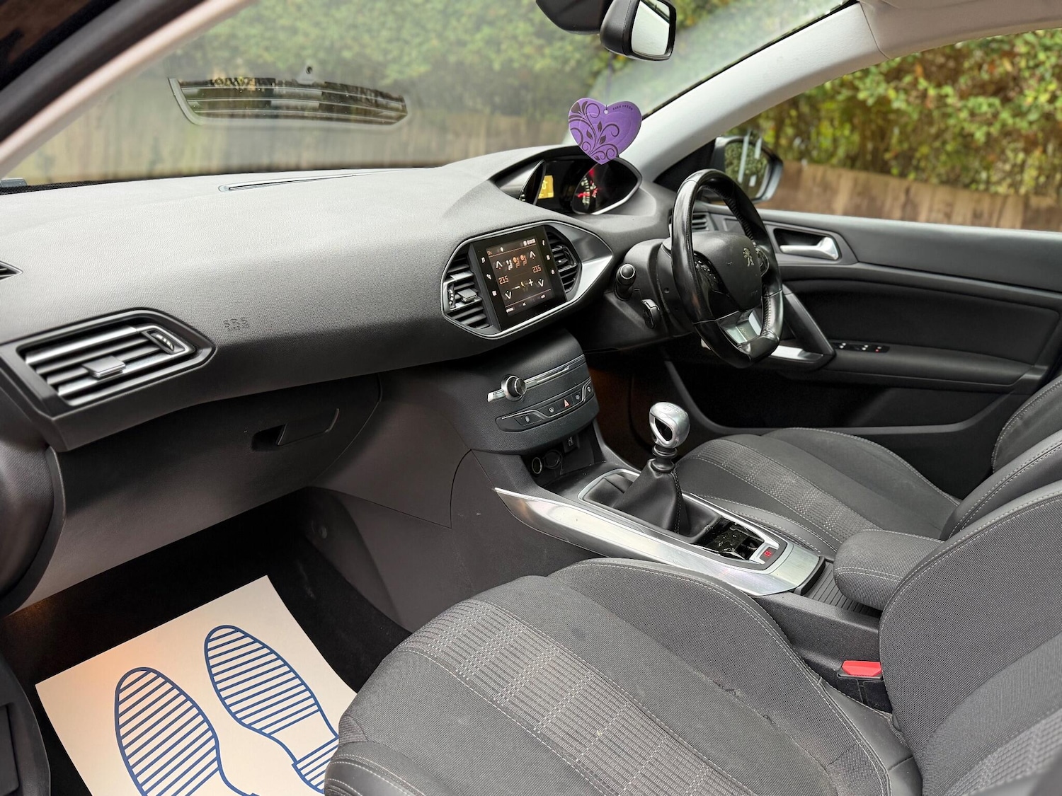 Used Peugeot 308 2018 for sale - 76802435: Photo 12