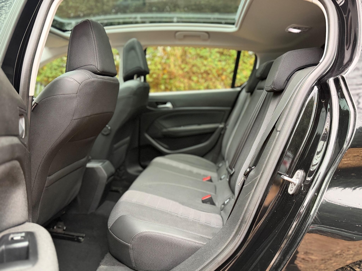 Used Peugeot 308 2018 for sale - 76802435: Photo 16