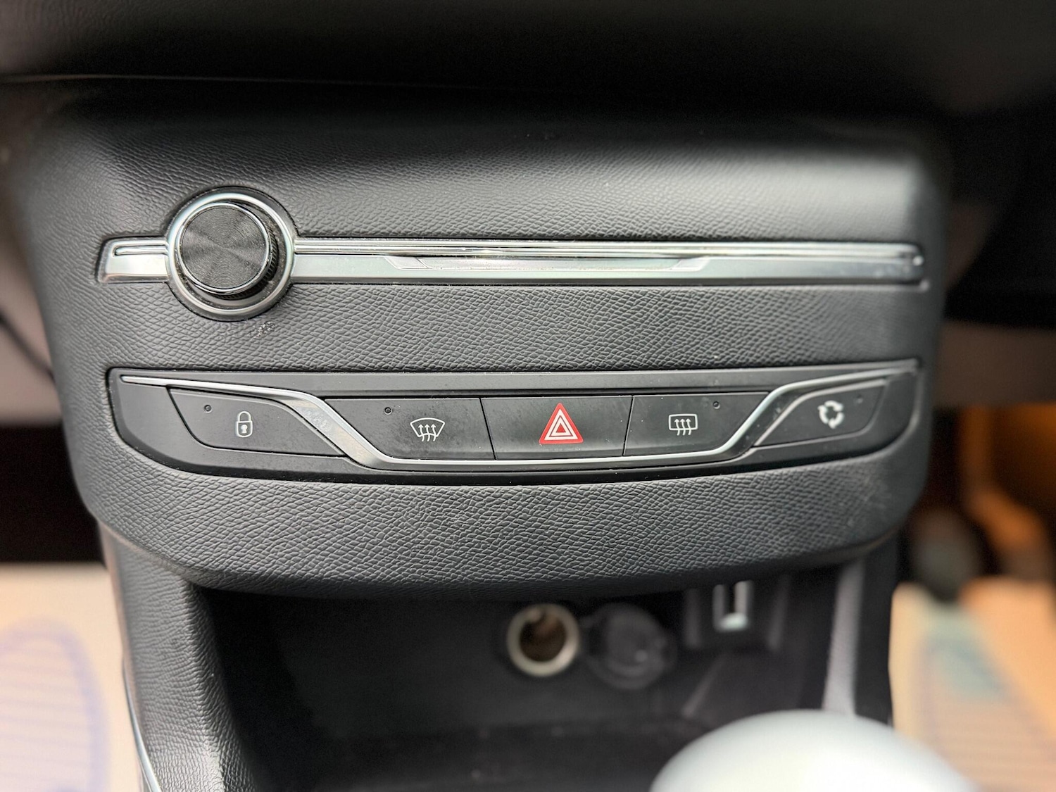 Used Peugeot 308 2018 for sale - 76802435: Photo 17