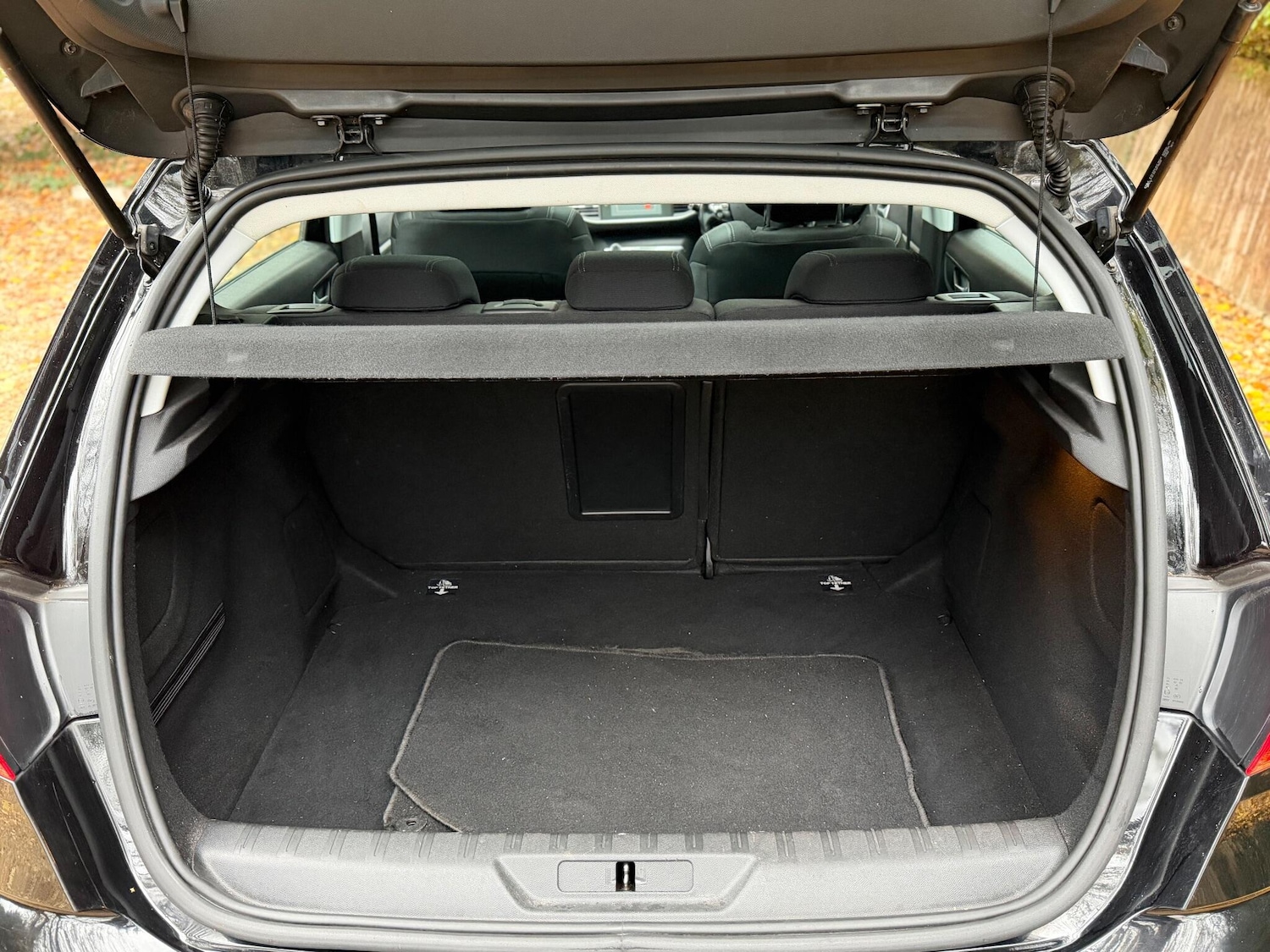 Used Peugeot 308 2018 for sale - 76802435: Photo 26