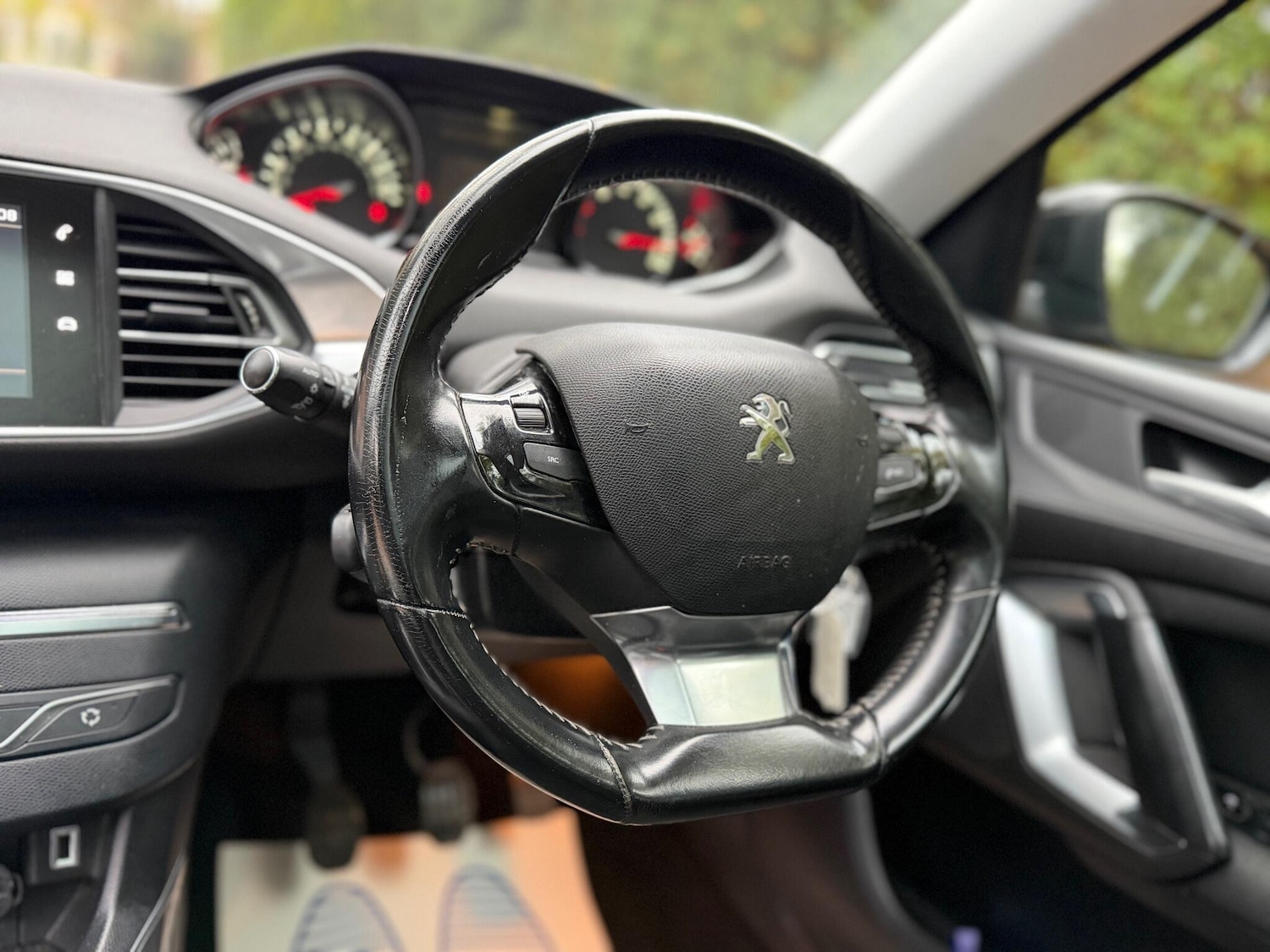 Used Peugeot 308 2018 for sale - 76802435: Photo 27