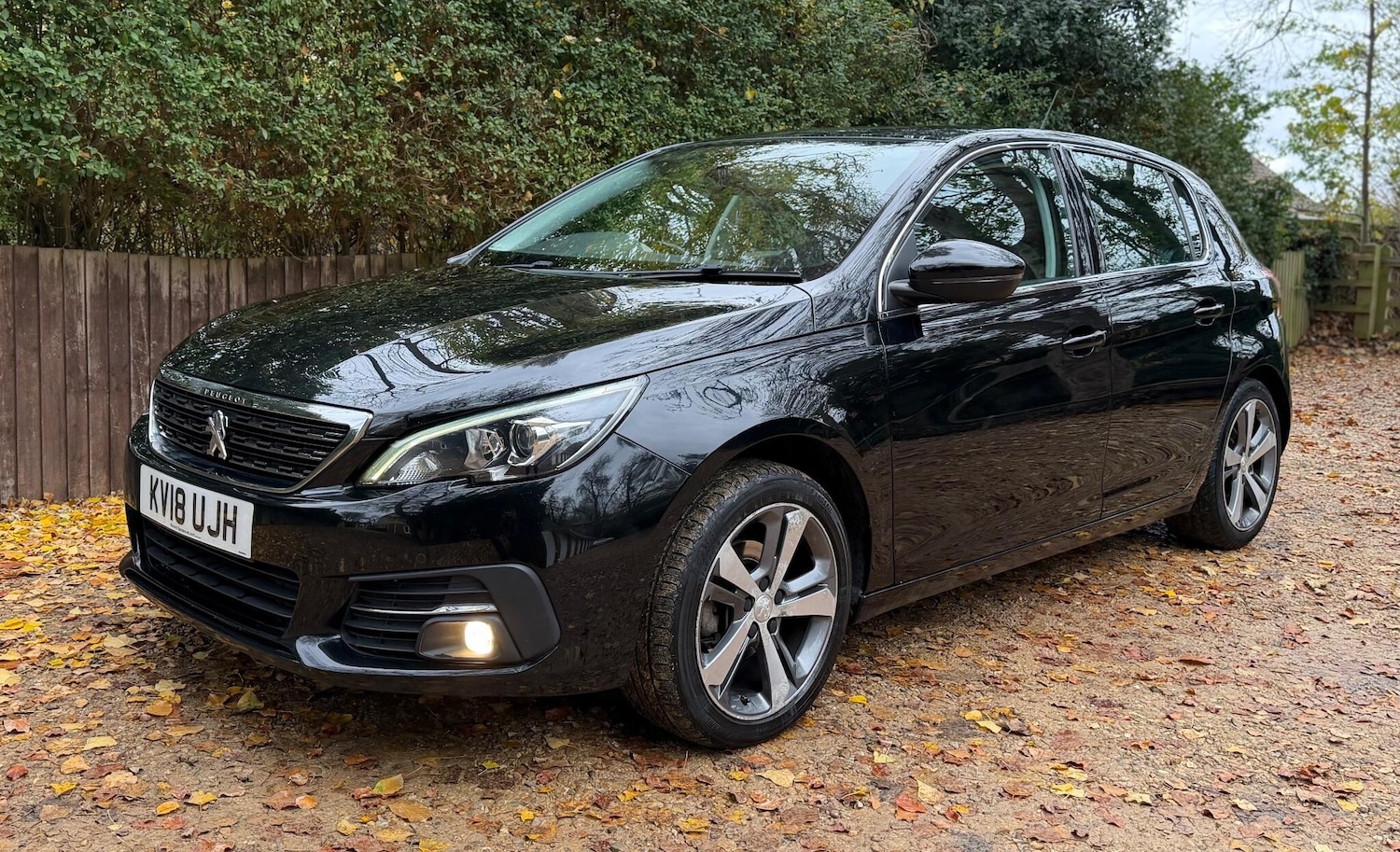 Used Peugeot 308 2018 for sale - 76802435: Photo 3