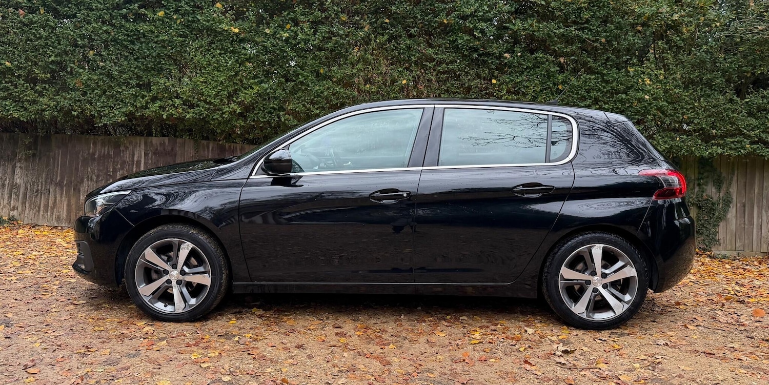 Used Peugeot 308 2018 for sale - 76802435: Photo 6