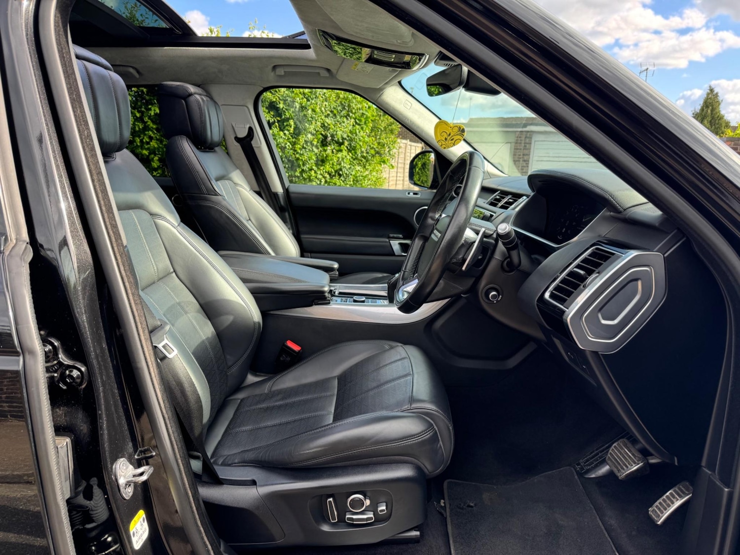 Used Land Rover Range Rover Sport 2020 for sale - 76608267: Photo 16