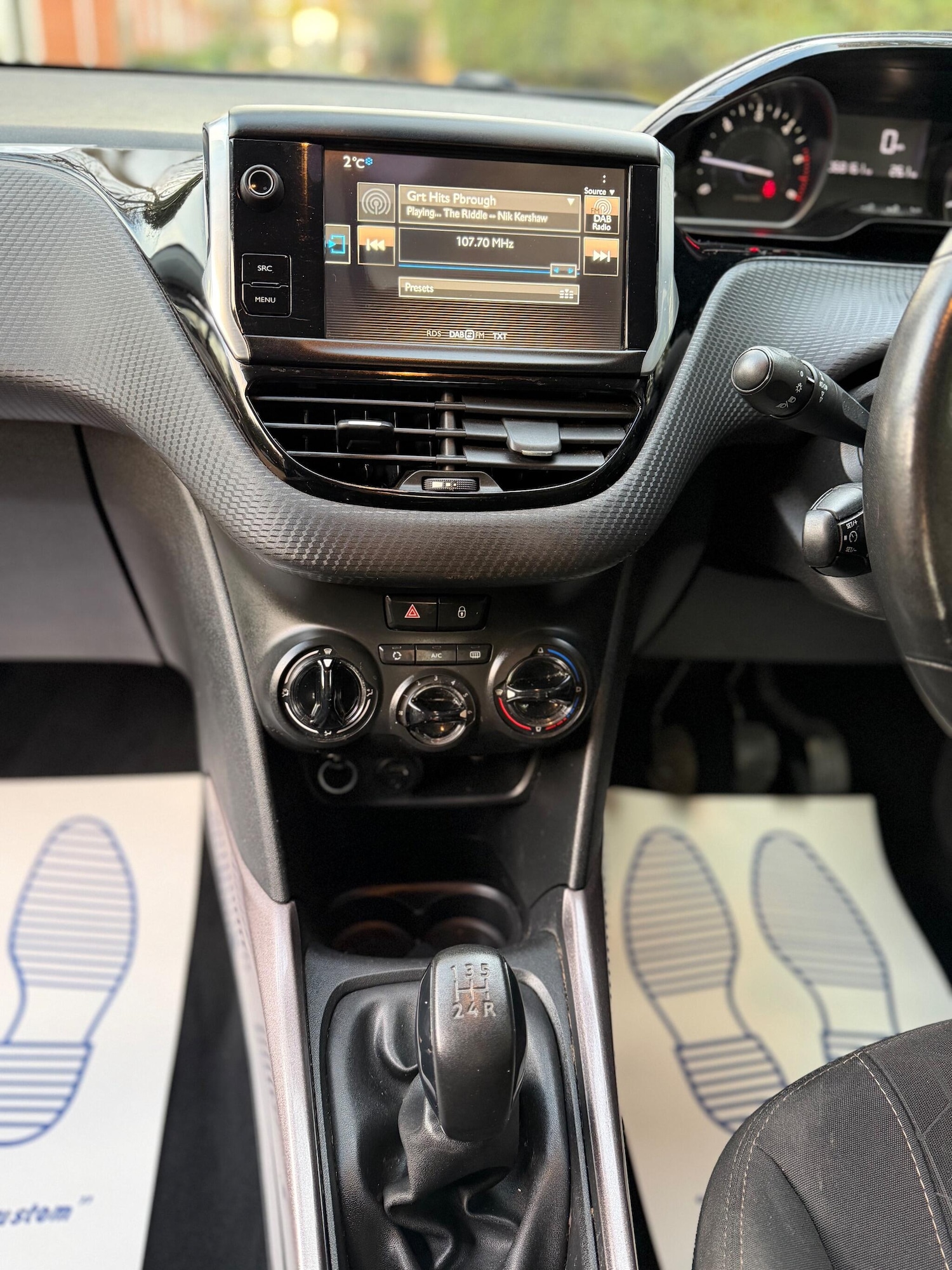 Used Peugeot 2008 2015 for sale - 76550803: Photo 11