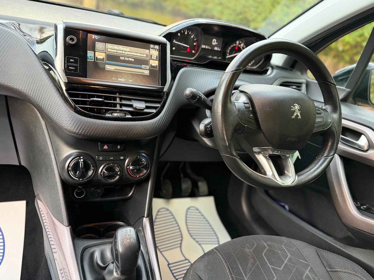 Used Peugeot 2008 2015 for sale - 76550803: Photo 12