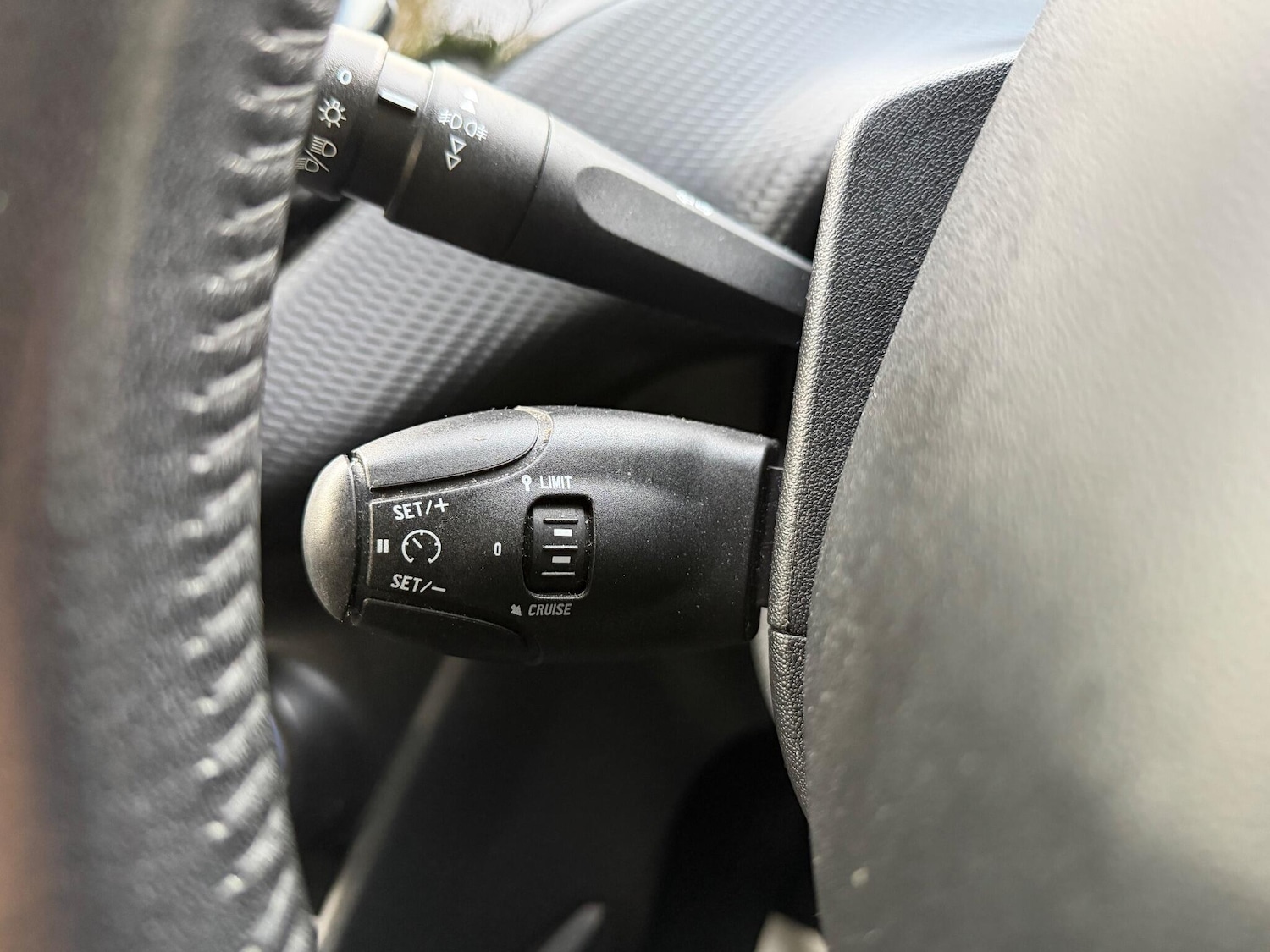 Used Peugeot 2008 2015 for sale - 76550803: Photo 19