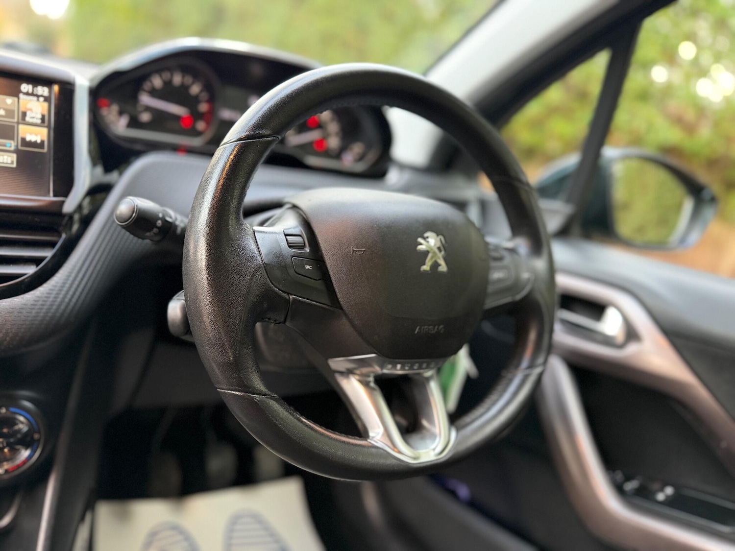 Used Peugeot 2008 2015 for sale - 76550803: Photo 23