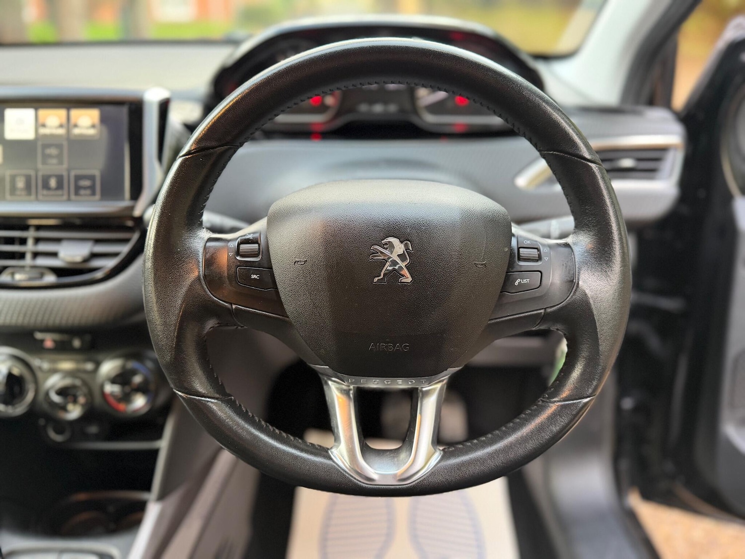 Used Peugeot 2008 2015 for sale - 76550803: Photo 24