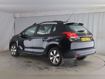 Used Peugeot 2008 2015 for sale - 76550803: Photo
