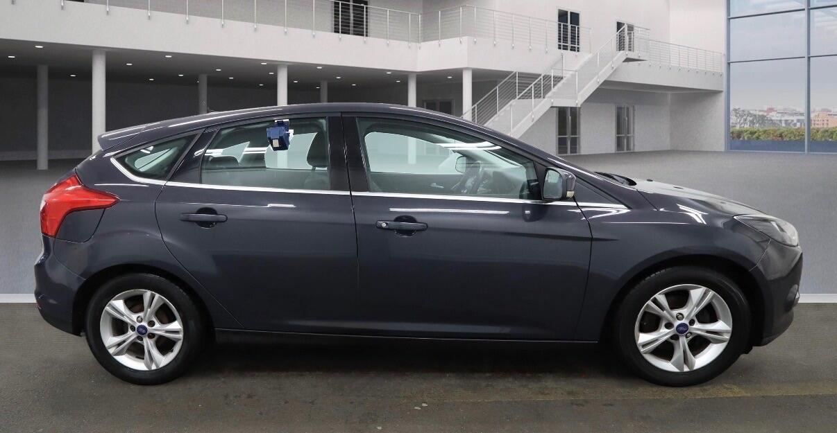 Used Ford Focus 2011 for sale - 76855675: Photo 5