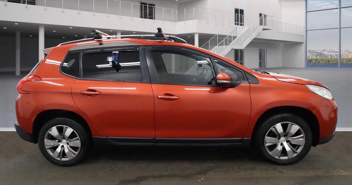 Used Peugeot 2008 2015 for sale - 76839574: Photo 4