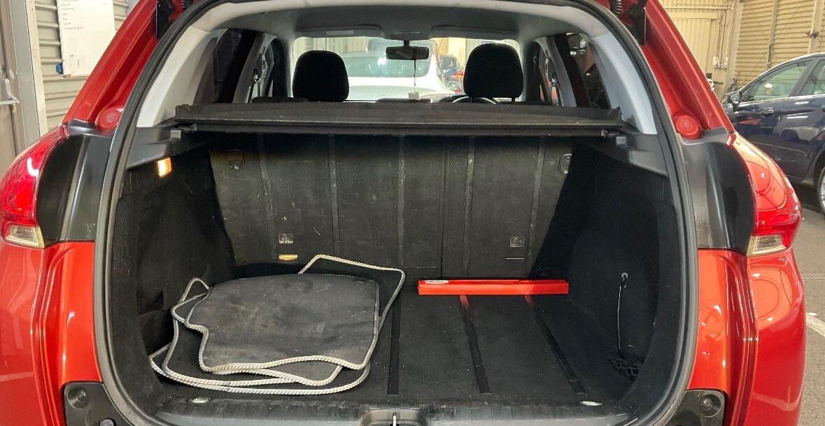 Used Peugeot 2008 2015 for sale - 76839574: Photo 7