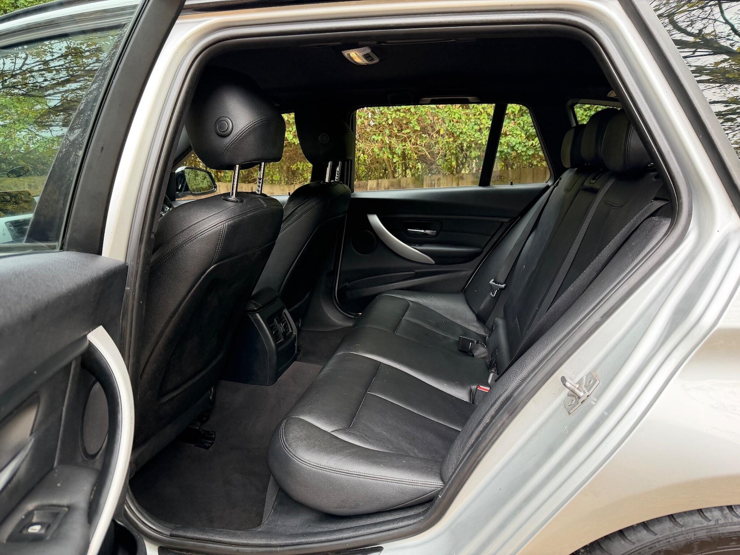 Used BMW 3 Series for sale - 76549404: Photo 14