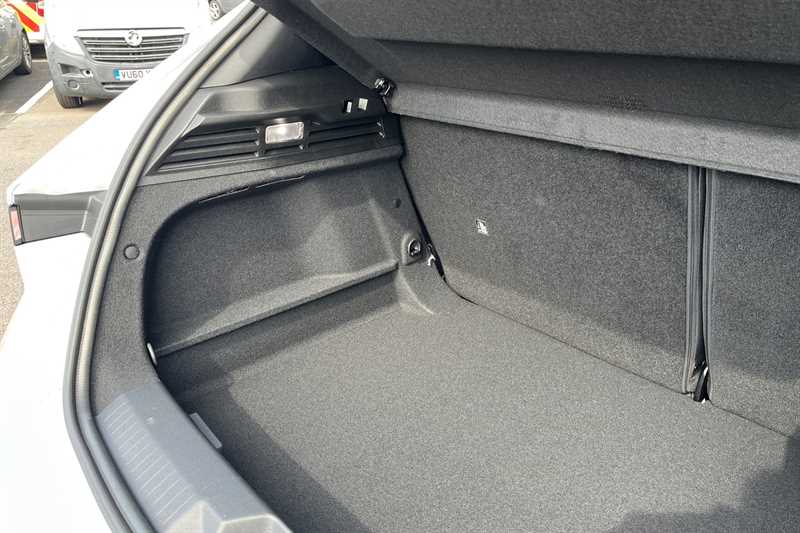 Used Vauxhall Astra 2025 for sale - 77471936: Photo 40