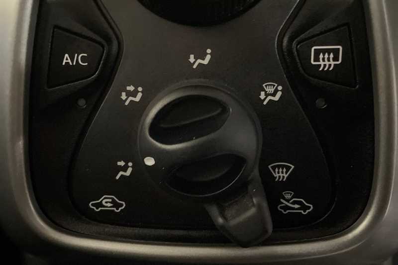 Used Peugeot 108 2016 for sale - 77660592: Photo 16