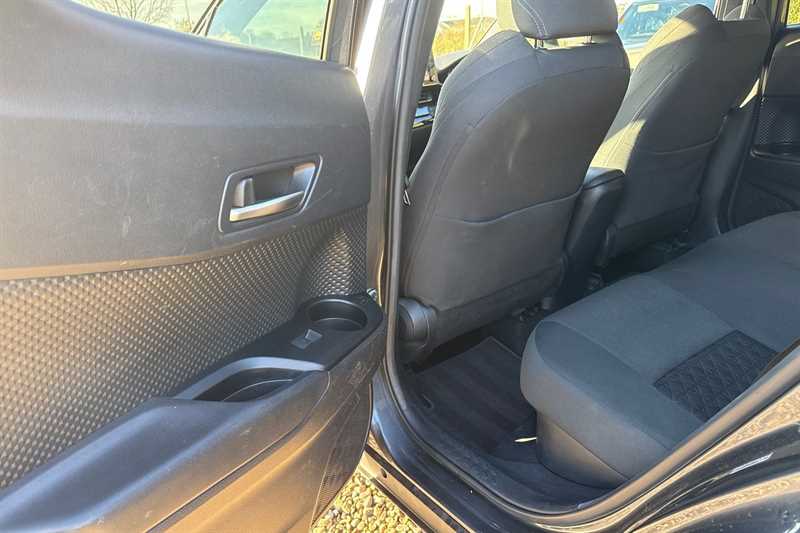 Used Toyota C-HR 2020 for sale - 77841778: Photo 36