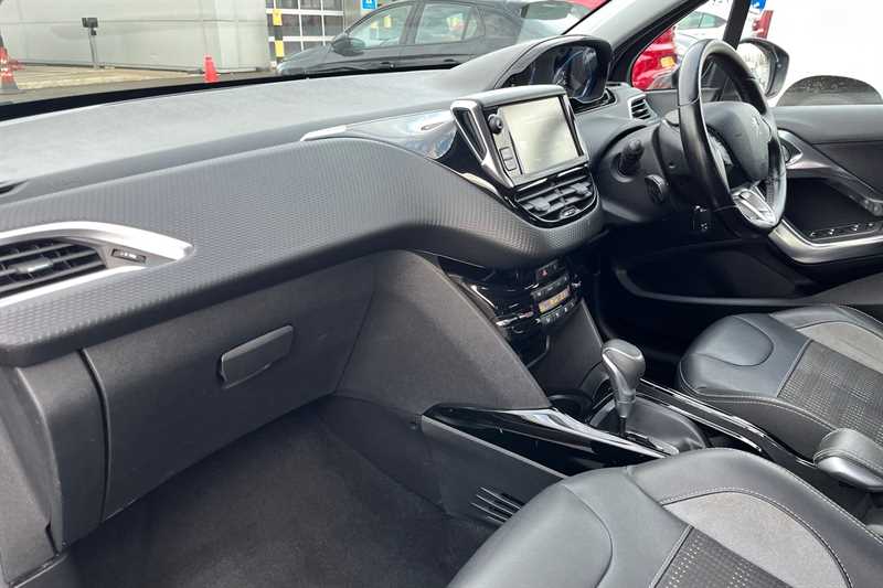 Used Peugeot 2008 2016 for sale - 76487652: Photo 13