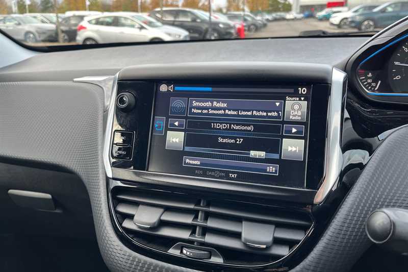 Used Peugeot 2008 2016 for sale - 76487652: Photo 17