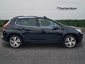 Used Peugeot 2008 2016 for sale - 76487652: Photo