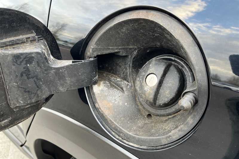 Used Peugeot 2008 2016 for sale - 76487652: Photo 34