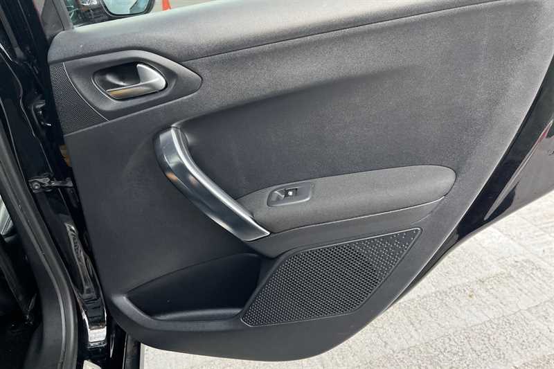 Used Peugeot 2008 2016 for sale - 76487652: Photo 43