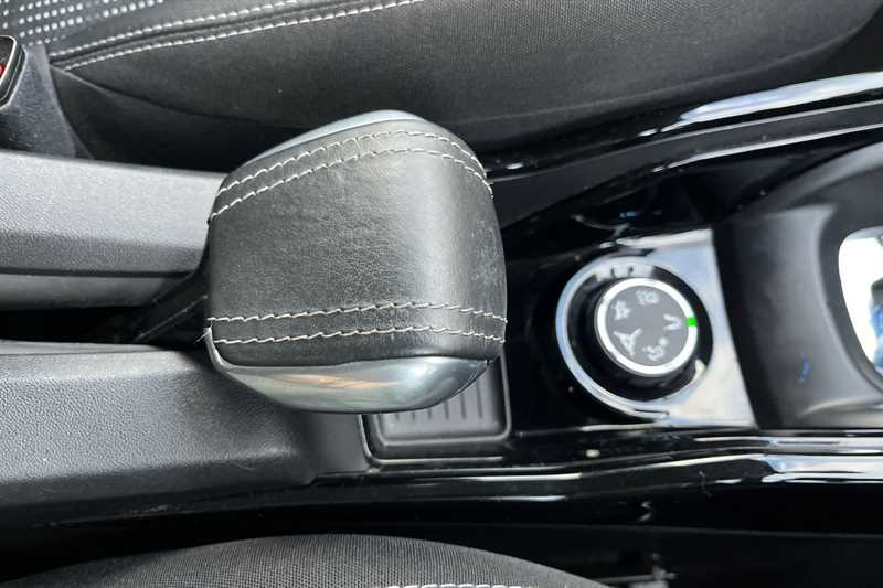 Used Peugeot 2008 2016 for sale - 76487652: Photo 47