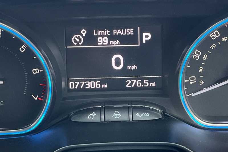 Used Peugeot 2008 2016 for sale - 76487652: Photo 51