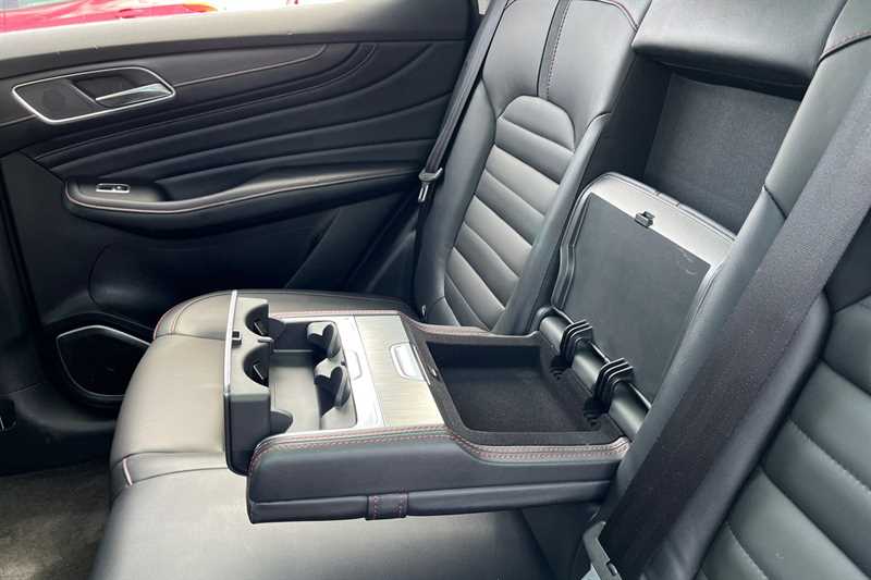 Vehicle 33