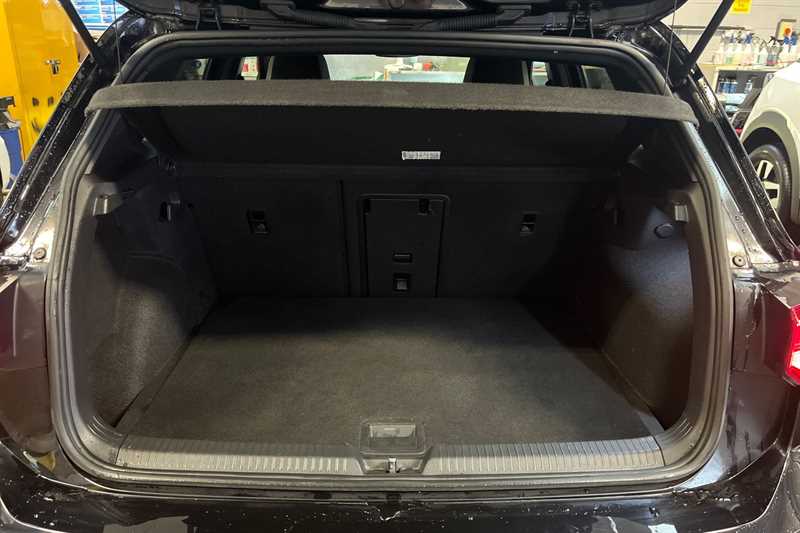 Used Volkswagen Golf 2020 for sale - 77471300: Photo 24