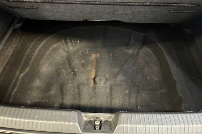 Used Volkswagen Golf 2020 for sale - 77471300: Photo 40