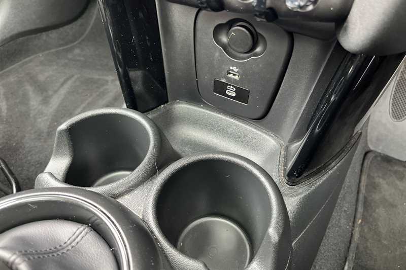 Vehicle 44